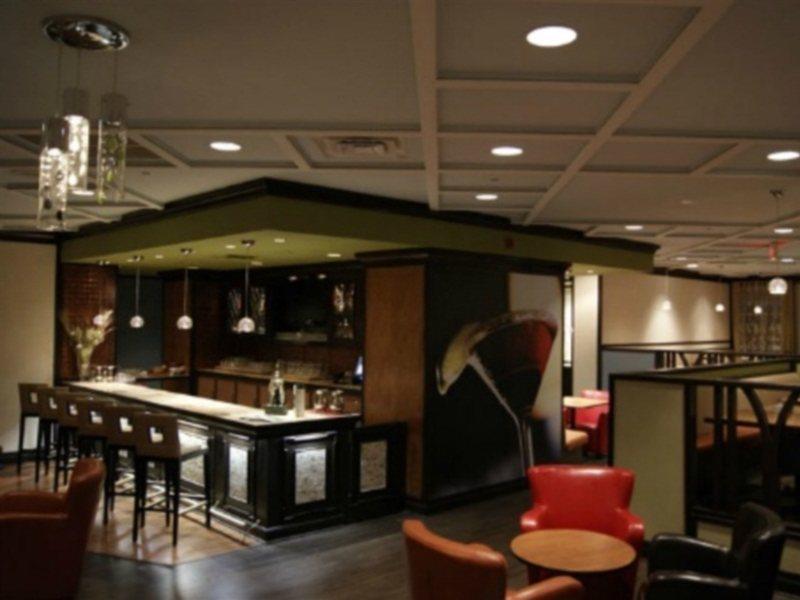 Best Western Premier Toronto Airport Carlingview Hotel Exterior foto