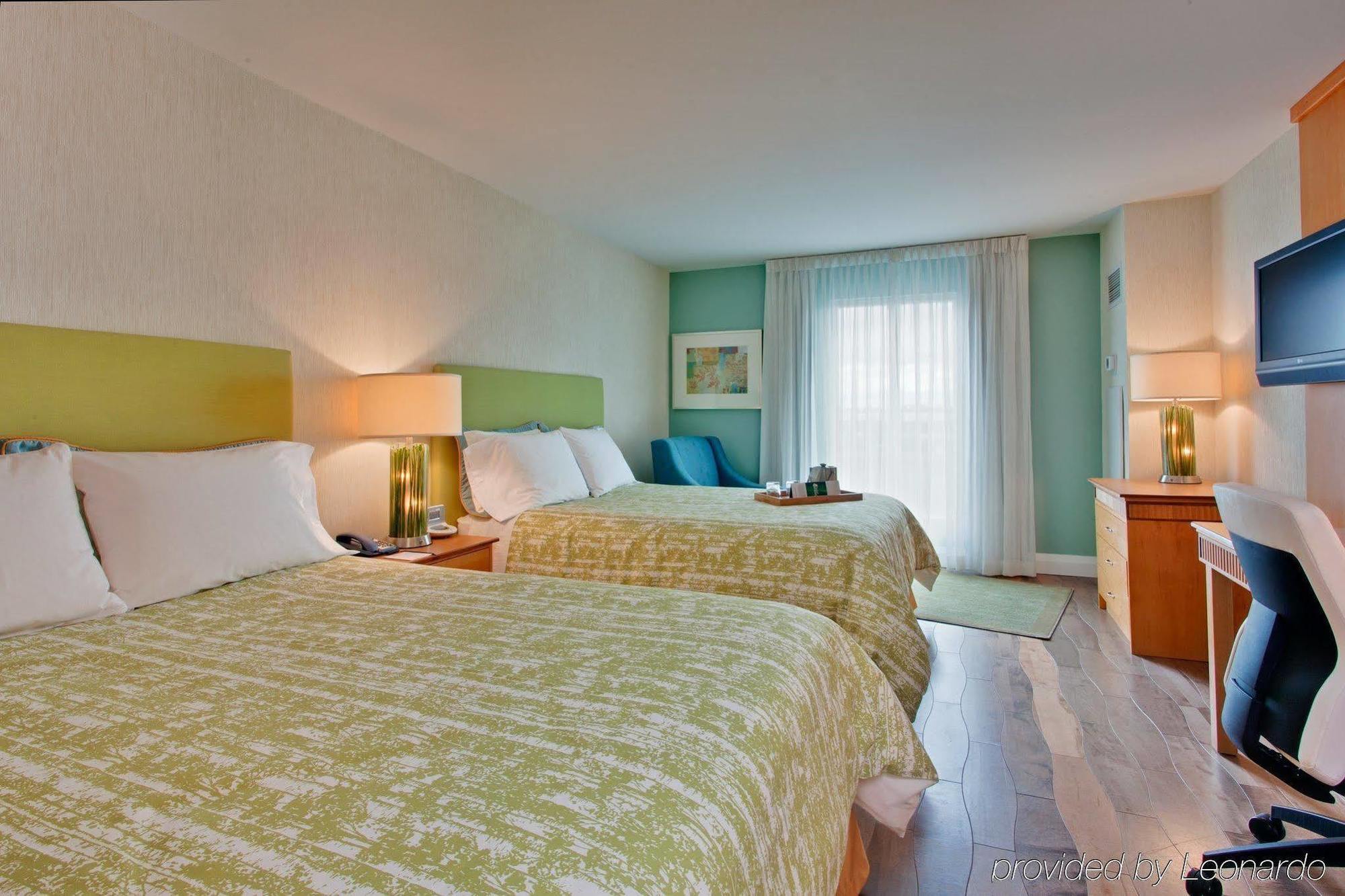 Best Western Premier Toronto Airport Carlingview Hotel Zimmer foto